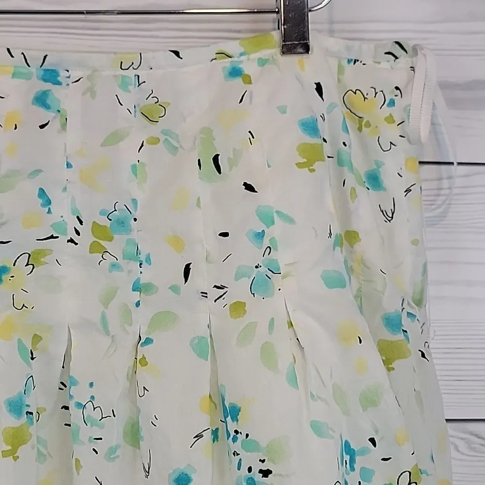 Nine West floral print mini skirt with pleats Women's Size 10